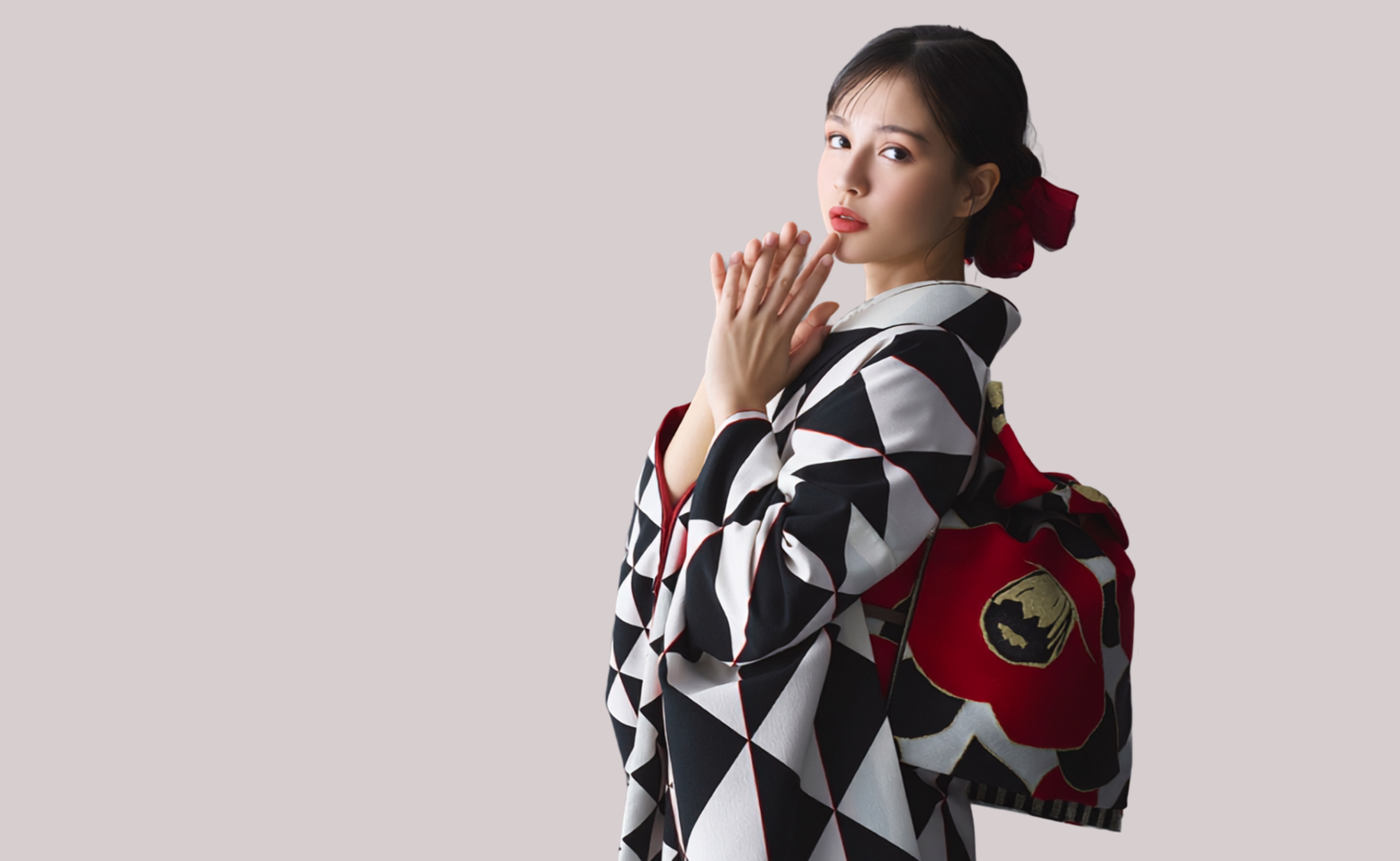 レトロやシンプルで可愛い振袖のイメージ