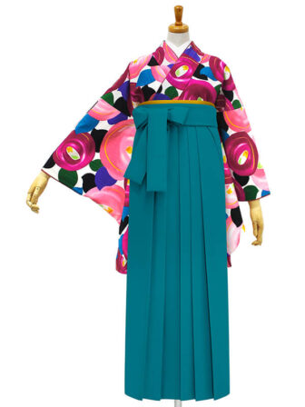 着物と袴のレンタルセット商品画像。袴はターコイズ色。着物はピンク色。デッサン椿柄のデザイン。